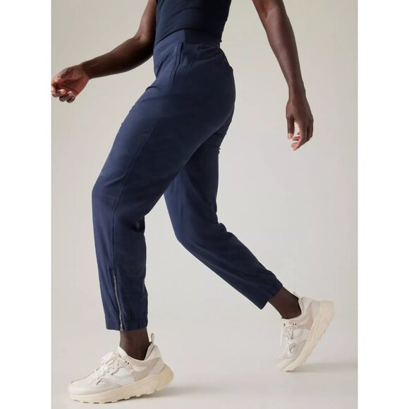 Athleta Womens Size 16 Brooklyn Heights High Rise Joggers in Navy Blue Camo $109 - Picture 3 of 12
